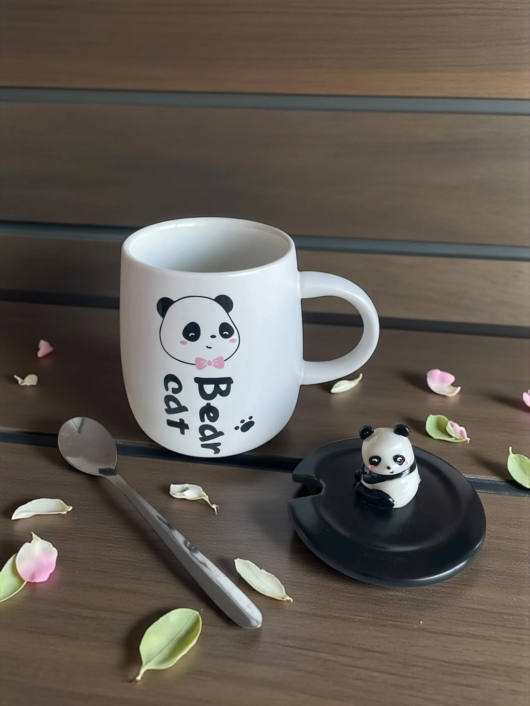 Taza Panda con Tapa y Cuchara | Cerámica Premium con Muñeco 3D - Image 3